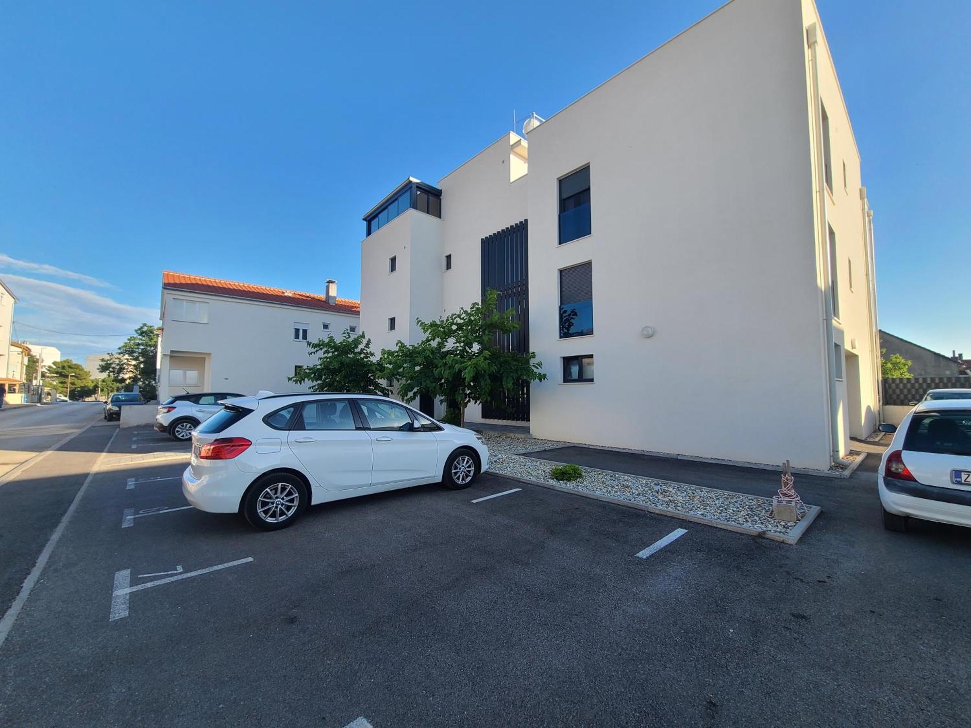 Apartament Maci *